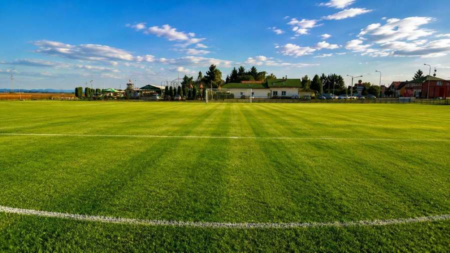 Teren FK Ratar Stara Topola
